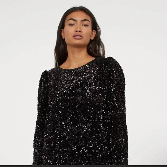 H&M Limited Edition Black Sequin Puff Sleeved Night Dress, 6 size, NWT - Picture 2 of 7
